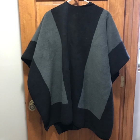 Woolrich Vintage Reversible Poncho - Picture 4 of 8